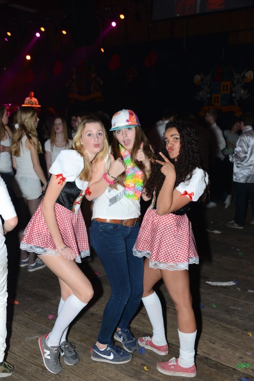 ../Images/Jeugddisco White Edition 400.jpg